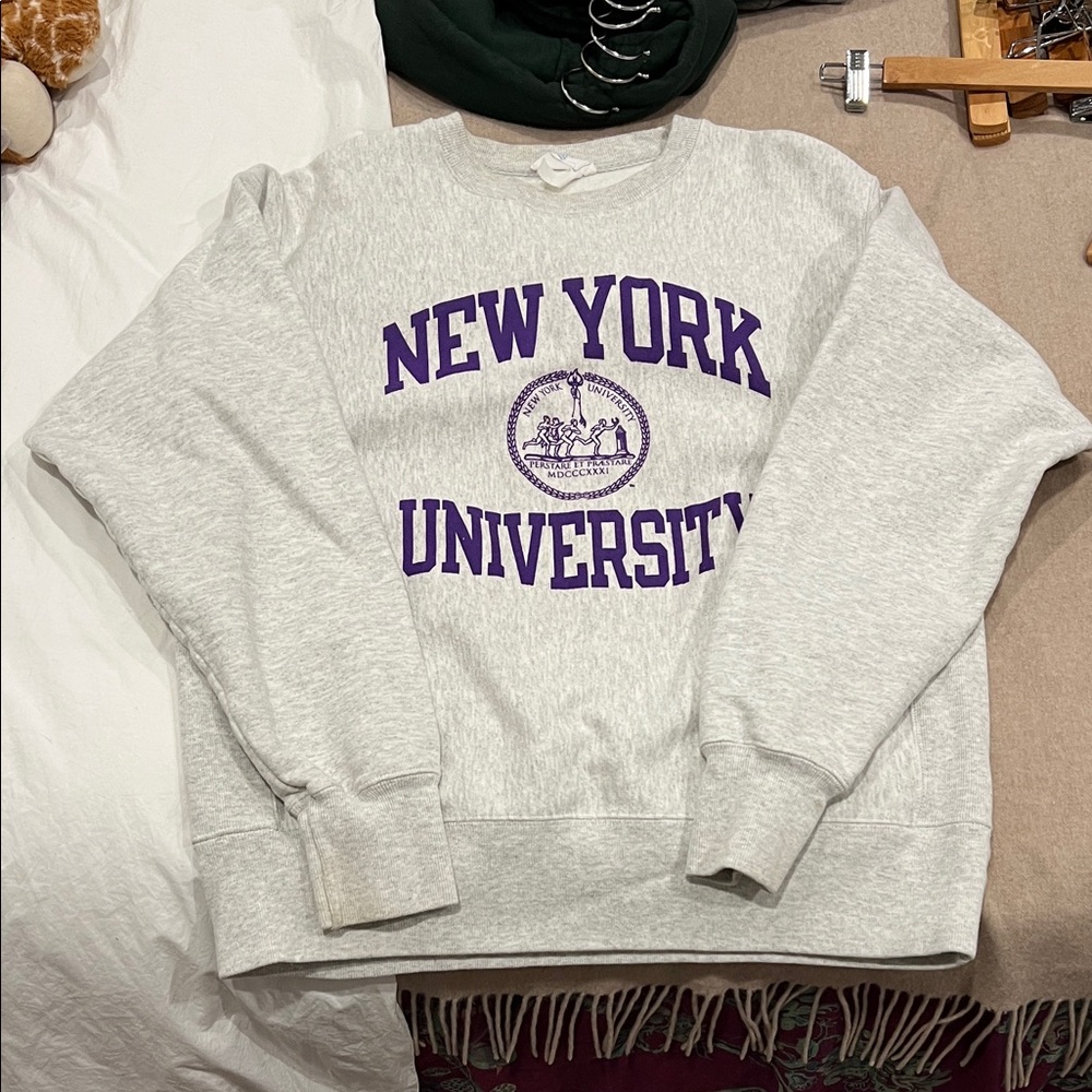 Vintage Gray NYU champion Sweatshirt sz Medium